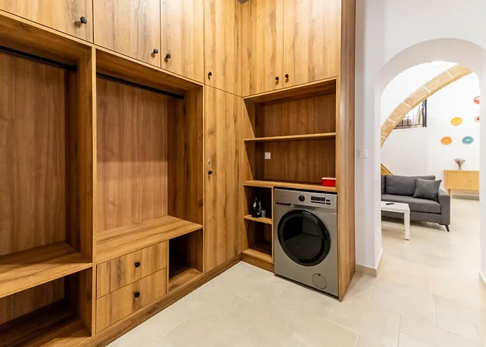 Apartment Filoxenia House